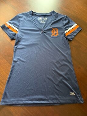 Detroit Tigers shirt tx3 cool women’s size small